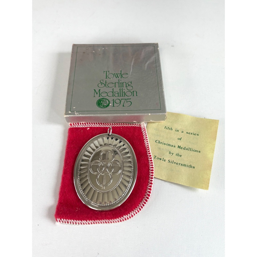 Towle Sterling Silver 1975 Christmas Medallion Five Golden Rings Ornament Box